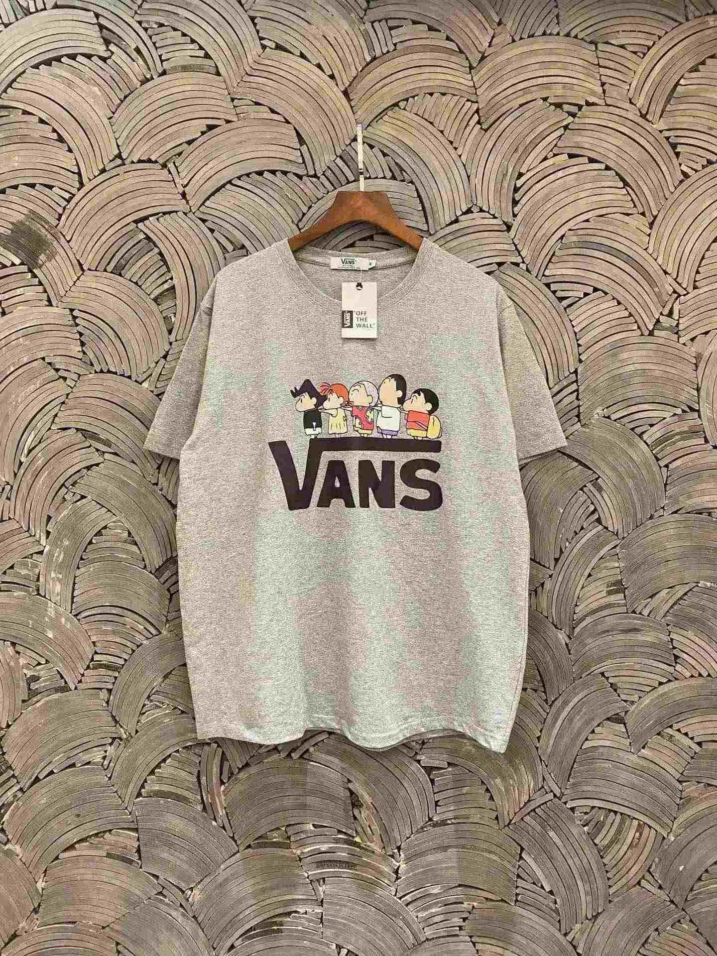 Grey Crayon Shin chan 002