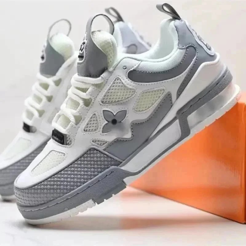 04 Grey and white bread